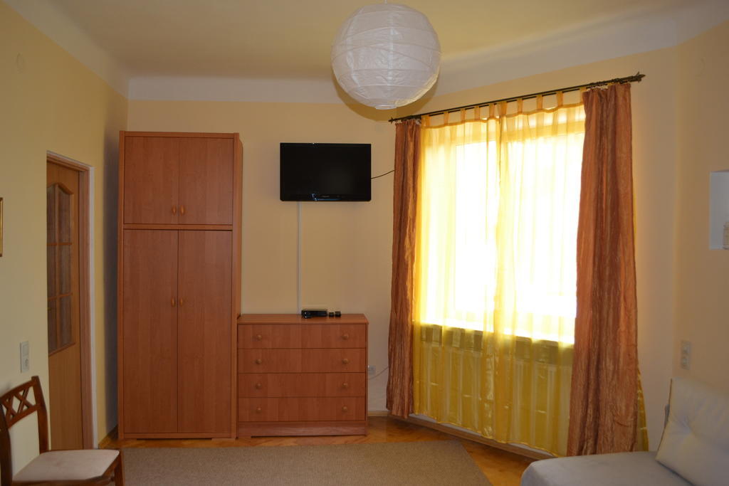 Near Citadel Apartment Lviv Rom bilde